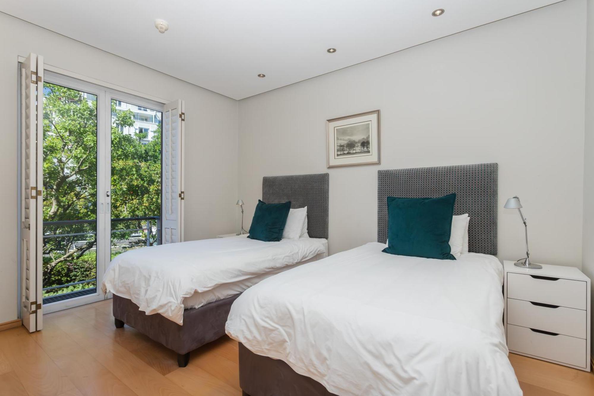 Mountain Marina Luxury * Cape Town