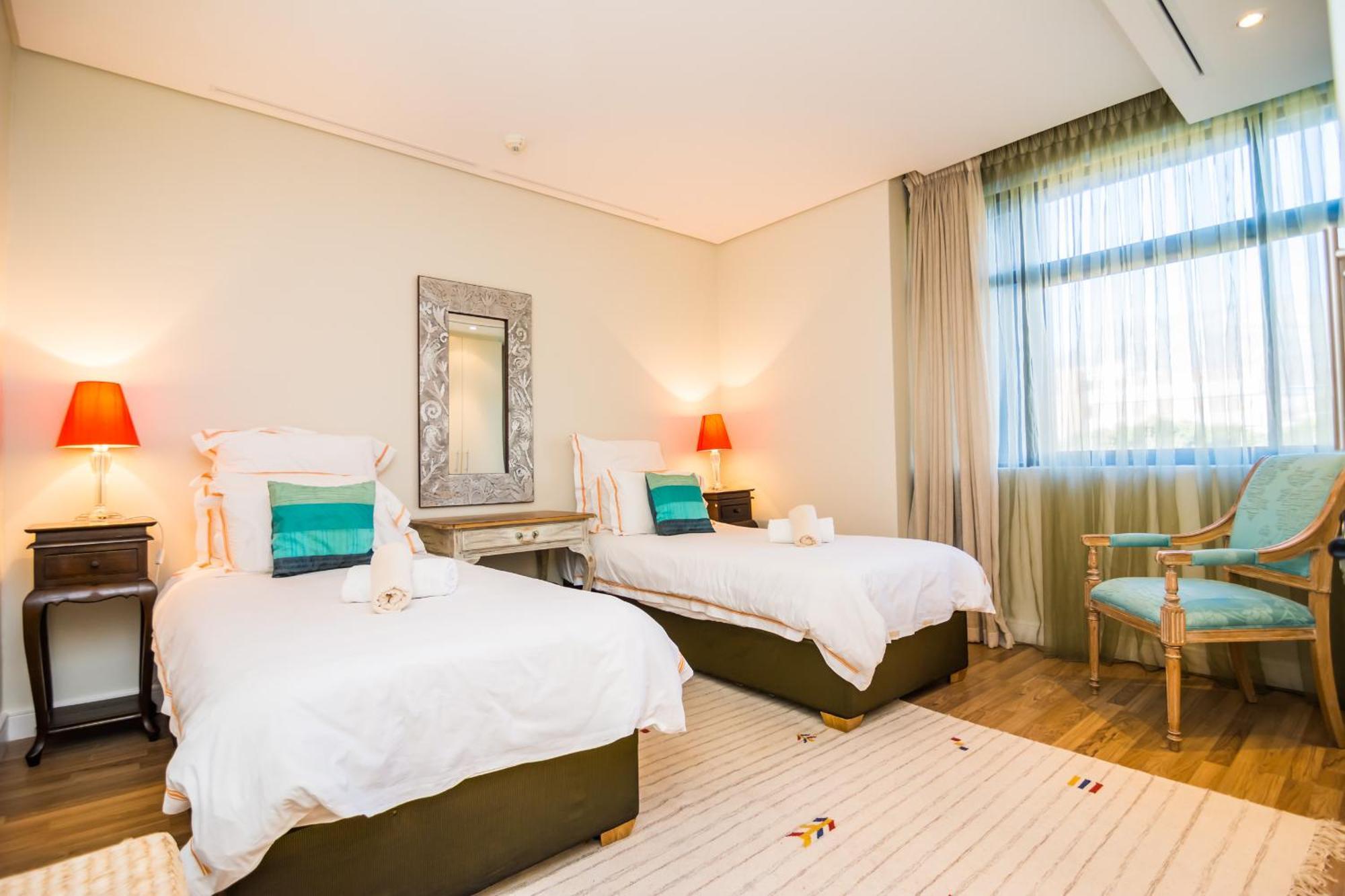 Mountain Marina Luxury * Cape Town