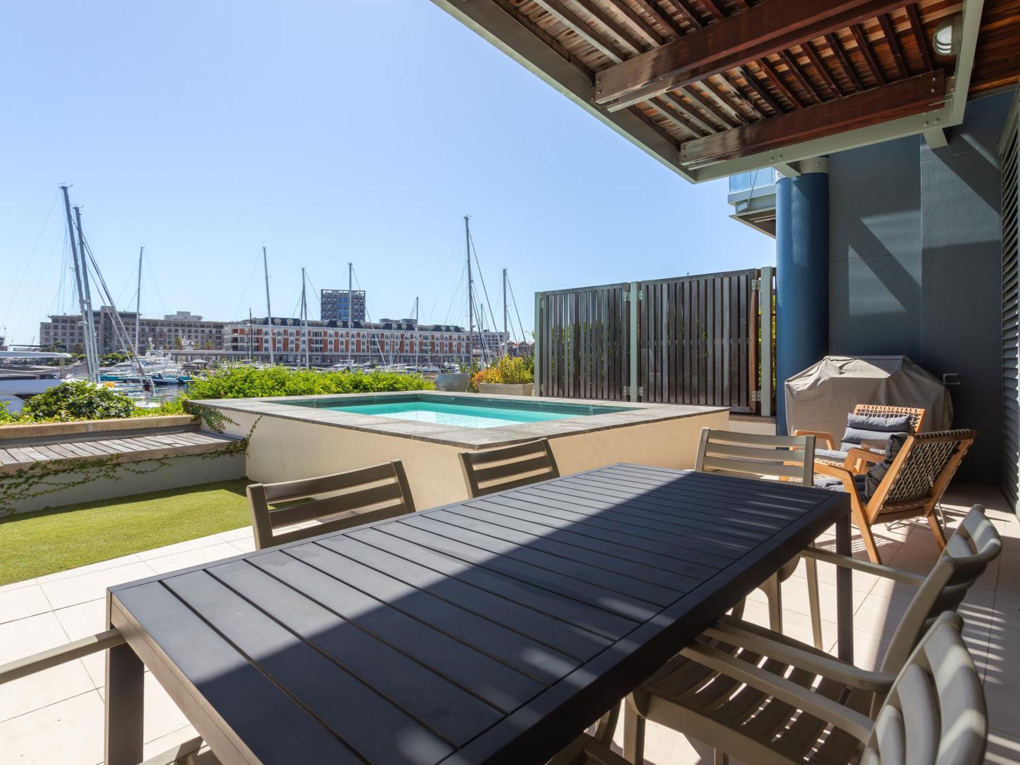 Apartment Mountain Marina Luxury